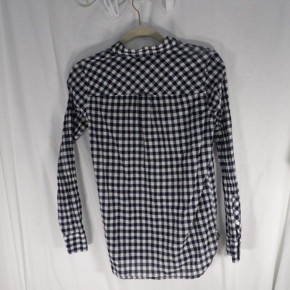 J. Crew Long Sleeve Button Down Shirt Size 2 - Picture 5 of 9